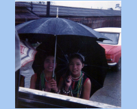 1968 02 13 Hau-Lien Tawian  Aborigiene Girl held umbrellas due to the rain) (2).jpg